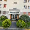 Отель Studio Aux Portes de Paris в Шату