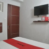 Отель RedDoorz Plus @ Cakranegara, фото 26