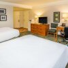 Отель La Quinta Inn & Suites by Wyndham Colorado Springs South AP, фото 35