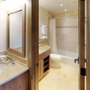 Отель Slopeside 3 Bedroom Gold-rated Residence at Golden Peak Steps to Vail Village, фото 6