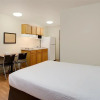 Отель WoodSpring Suites Louisville Southeast, фото 7