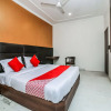 Отель Royal Town By OYO Rooms, фото 2