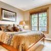 Отель Luxury 2 Bedroom Mountain Vacation Residence With Hot Tub, Pool, and Easy Access to Ski Slopes, фото 5