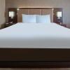 Отель Holiday Inn Express and Suites Columbus Edinburgh, an IHG Hotel, фото 17