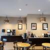 Отель Cobblestone Inn & Suites - Manning, фото 10