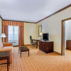Отель La Quinta Inn & Suites by Wyndham Ennis, фото 6