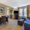 Отель Comfort Suites Visalia Convention Center, фото 3