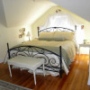 Отель The Decker House Bed & Breakfast, фото 1