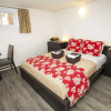 Отель Cozy 3 bedroom, 2 bathroom Basement Suite in Toronto, фото 4