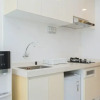 Отель Studio Room With Comfortable Design At Sky House Bsd Apartment, фото 2