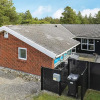 Отель 12 Person Holiday Home in Blavand, фото 25