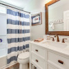 Отель Cheerful Bluffton Townhome: 1 Mi to Old Town!, фото 9