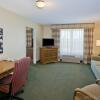 Отель Country Inn & Suites by Radisson, Salina, KS, фото 7