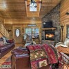 Отель Sevierville Cabin w/ Hot Tub: 6 Mi to Pigeon Forge, фото 2