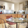 Отель Modern 1 Bedroom Flat Near Riverside, фото 7