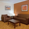 Отель Holiday Inn Express & Suites Houston West - Katy, фото 8