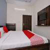 Отель OYO 16577 Hotel Rajshree, фото 17