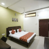 Отель OYO Flagship 8173 Hotel Singh Palace, фото 20