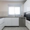 Отель Luxury APT 3 BR New Tower Parking, фото 22