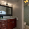 Отель Newly Remodeled Corner Unit at the Waikiki Banyan with Diamond Head Views by Koko Resort Vacation Re, фото 8