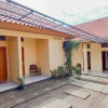 Отель RedDoorz Syariah near Tugu Lampu Gentur Cianjur, фото 8