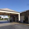 Отель Red Roof Inn & Suites Statesboro - University, фото 19