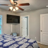 Отель Blue Pineapple House 3 Bedroom Home, фото 15