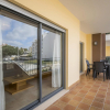 Отель B08 - Central 2 Bed with Spa and Pool, фото 11