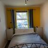 Отель Cosy 1-bed Apartment in Swindon, Private Parking, фото 6