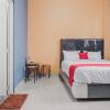 Отель RedDoorz Plus near Gatot Subroto Lampung 3, фото 2