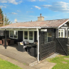 Отель 6 Person Holiday Home in Hadsund, фото 24