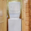 Отель Truly Blessed, 3 Bedrooms, Hot Tub, Sleeps 10, фото 3
