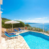 Отель Villa Amalia Large Private Pool Walk to Beach Sea Views A C Wifi - 2120, фото 15