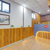Отель OYO Flagship 80700 Hotel Dumas Rooms Restaurant, фото 2