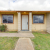 Отель Charming Killeen Apartment: 3 Mi to Fort Cavazos!, фото 1