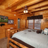 Отель Ridgetop Theatre Lodge - Six Bedroom Cabin, фото 22