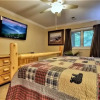 Отель Mountain View Bliss - Cozy 1BR Cabin, фото 7