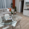 Отель Modern, Quiet & Cozy Apartment in the Middle of Downtown Near Danube at Fashion Street, фото 5