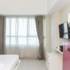 Отель Best Deal Studio The Springlake Summarecon Apartment Near Mall, фото 7
