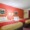 Отель Econo Lodge, фото 4