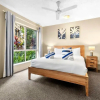 Отель Reef Apartment Cairns - 4 Pools Resort BBQ, фото 7
