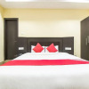 Отель OYO 33503 Hotel Holiday international, фото 5