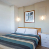 Отель Blue Vista, Unit 8/13 Victoria Parade, фото 3