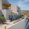 Отель Yerma Suites Limeni, фото 1