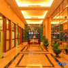 Отель Golden Wave Hotel, фото 2