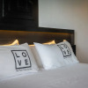 Отель Love Residence, фото 2