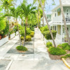 Отель A Siesta Bay by Avantstay Key West Walkable Gated Community, Shared Pool Week Long Stays Only, фото 1