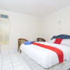 Отель Sanira By RedDoorz, фото 13