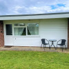 Отель Sea Breeze Holiday Chalet, Convenient for Beach, фото 1