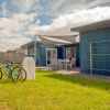 Отель Sands Beach House - Matarangi Holiday Home, фото 16